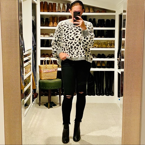 ANDTHEWHY Hear Me Roar Sweater - Picture 3 of 16